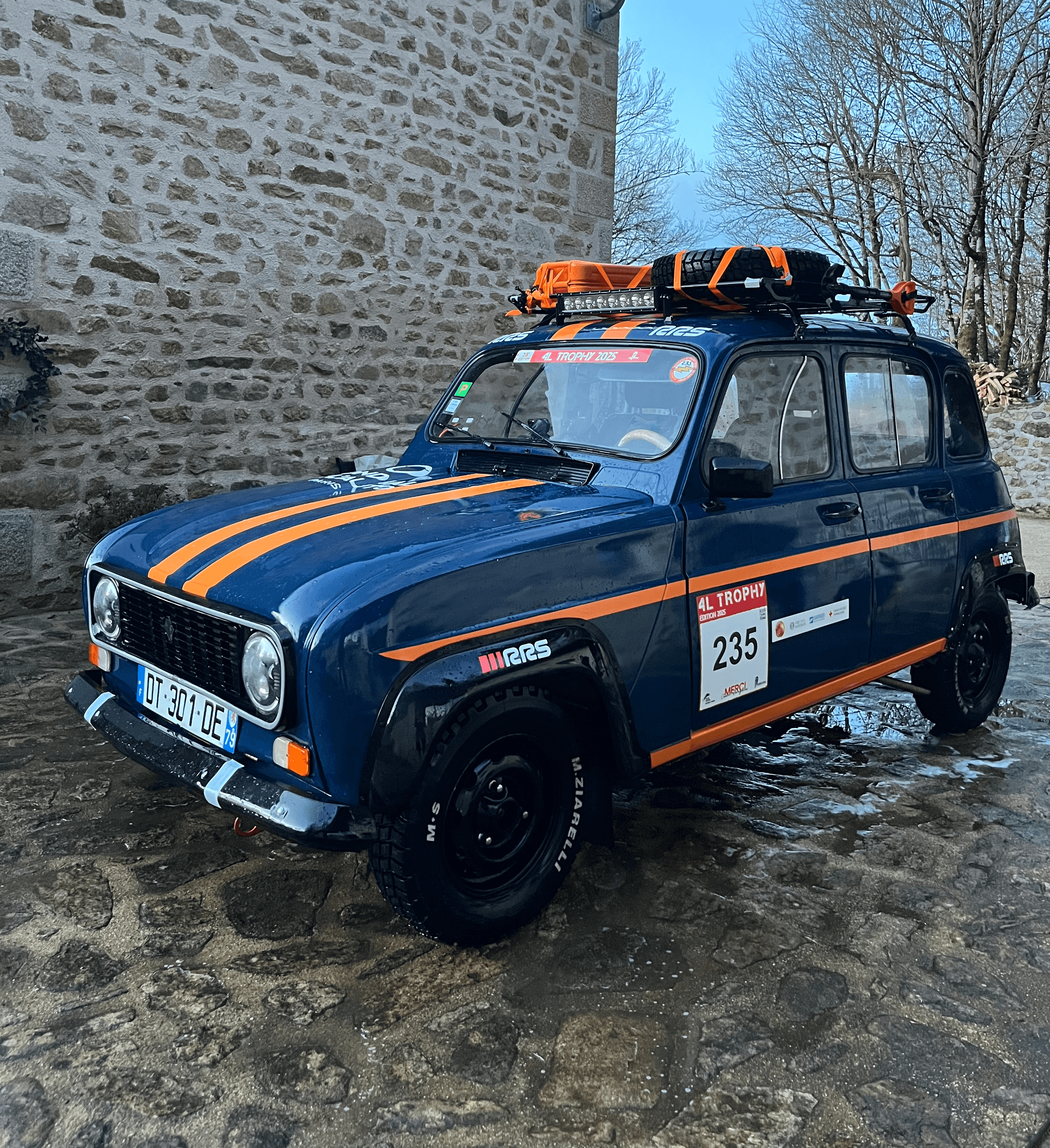 Notre 4L en préparation